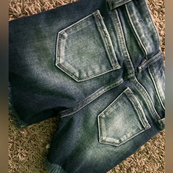 buckle jean shorts. never worn! - Picture 2 of 2